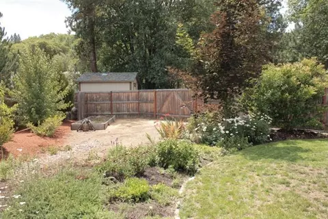 311 Harper Loop Rd, Grants Pass, OR 97527 photo 22