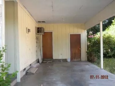 414 Third St, Rogue River, OR 97537 photo 2