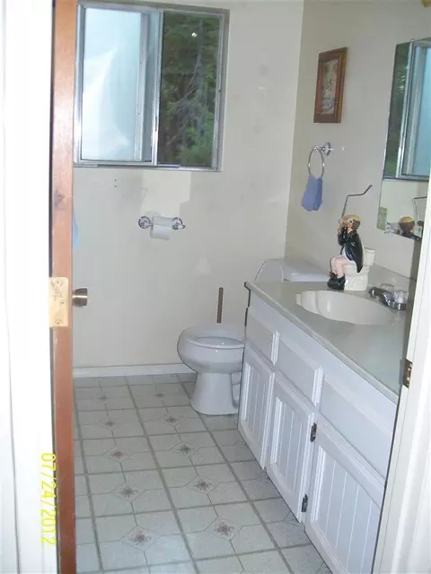 686 Lone Mountain Rd, O'brien, OR 97534 photo 9