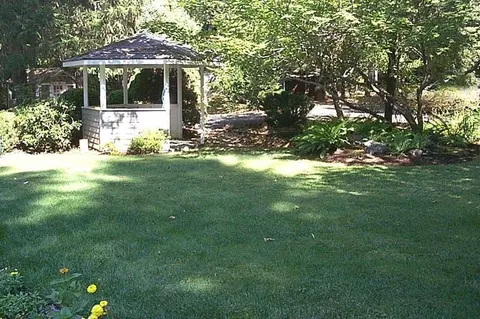 1940 Holland Loop Rd, Cave Junction, OR 97523 photo 2