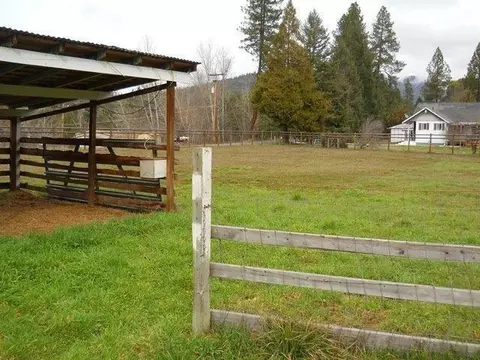598 Covered Bridge Rd, Rogue River, OR 97537 photo 22