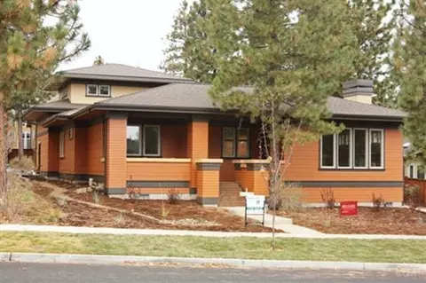 2463 NW Shields Dr, Bend, OR 97701 photo 1