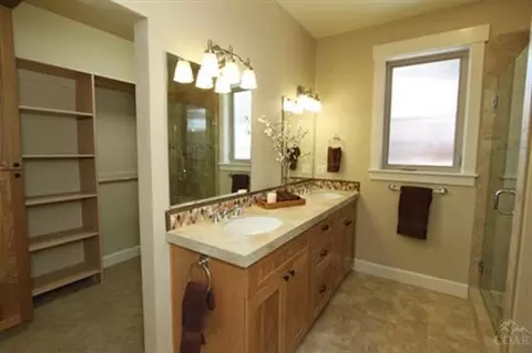 2463 NW Shields Dr, Bend, OR 97701 photo 10