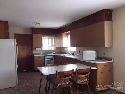 835 E Main St, John Day, OR 97845 photo 9