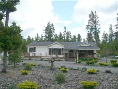 16180 NW Aqua Rd, La Pine, OR 97739 photo 2