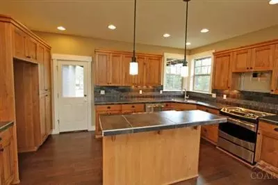 19129 Park Commons Dr, Bend, OR 97701 photo 7
