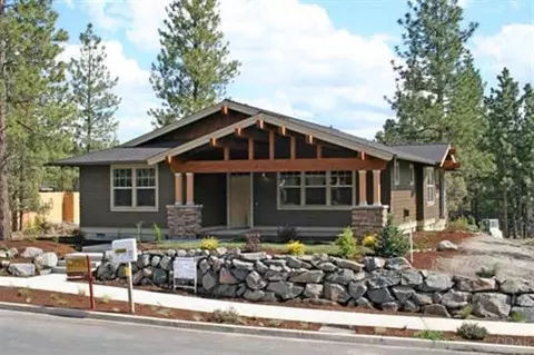 19129 Park Commons Dr, Bend, OR 97701 photo 1