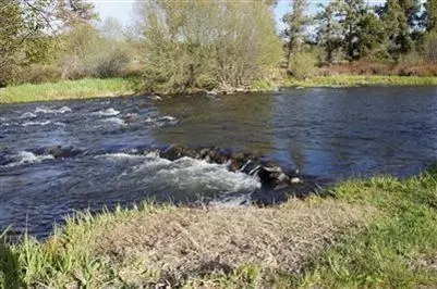 20030 Beaver Ln, Bend, OR 97701 photo 2