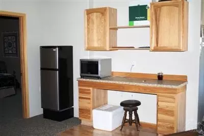 17230 Downey Rd, Bend, OR 97707 photo 11