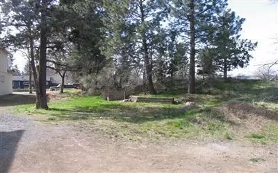 424 NEmerson Ave, Bend, OR 97701 photo 3