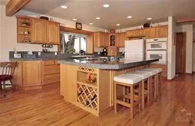 21489 Young Ave, Bend, OR 97701 photo 5