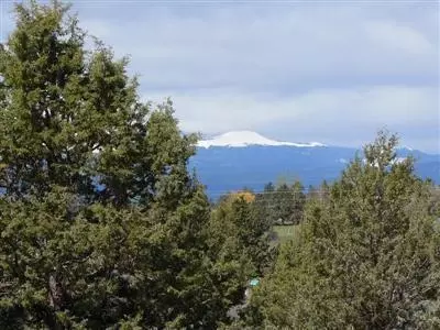 60935 Jennings Rd, Bend, OR 97702 photo 2