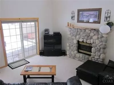 55700 Wagon Master Way, Bend, OR 97707 photo 2