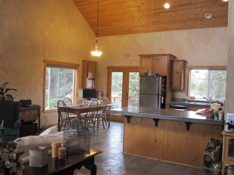 65155 High Ridge Dr, Bend, OR 97701 photo 3