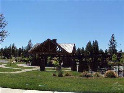 19633 SW Harvard Pl, Bend, OR 97702 photo 7