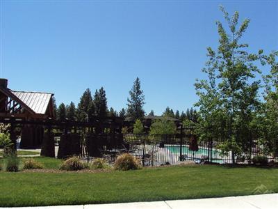 19633 SW Harvard Pl, Bend, OR 97702 photo 8