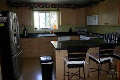 63940 NE Pioneer Loop, Bend, OR 97701 photo 5