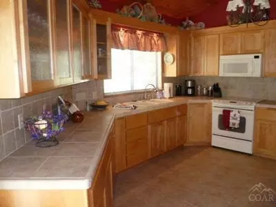 63374 Overtree Rd, Bend, OR 97701 photo 11