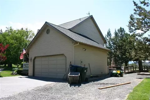 20100 Winston Loop, Bend, OR 97701 photo 18