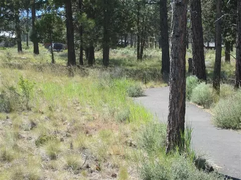 18965 NW Squirreltail Loop, Bend, OR 97701 photo 6
