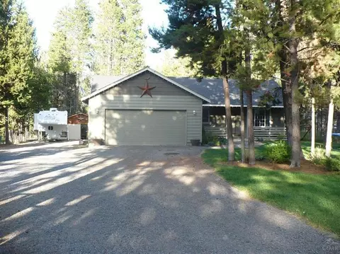 55512 Gross Dr, Bend, OR 97707 photo 2