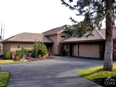 19226 Green Lakes Loop, Bend, OR 97702 photo 1