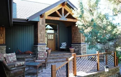 63445 Overtree Rd, Bend, OR 97701 photo 2