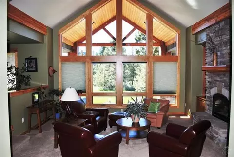 63445 Overtree Rd, Bend, OR 97701 photo 6