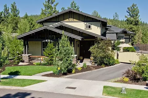 2504 NW Shields, Bend, OR 97701 photo 1