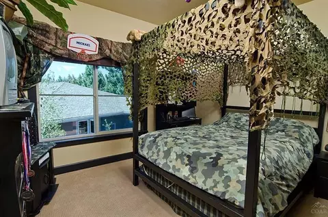 2504 NW Shields, Bend, OR 97701 photo 20