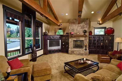 2504 NW Shields, Bend, OR 97701 photo 6