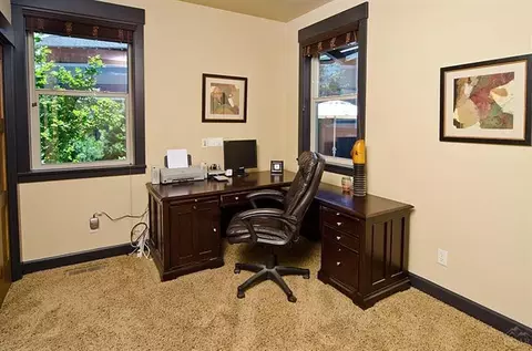 2504 NW Shields, Bend, OR 97701 photo 13