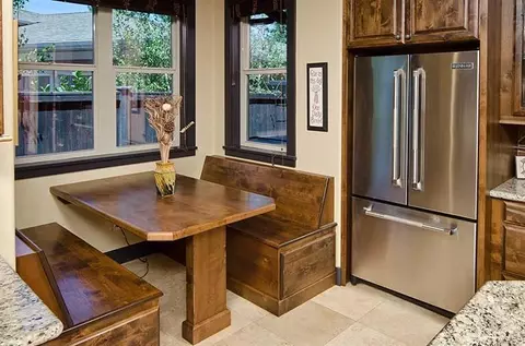 2504 NW Shields, Bend, OR 97701 photo 8