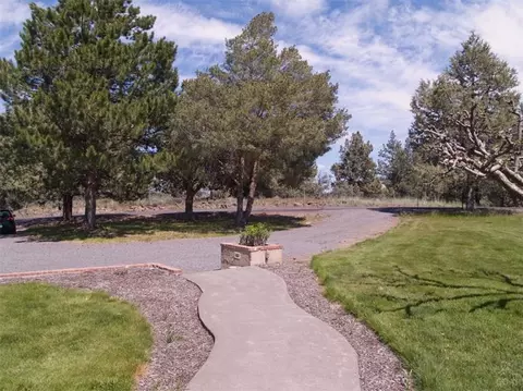 62245 Byram Rd, Bend, OR 97701 photo 21