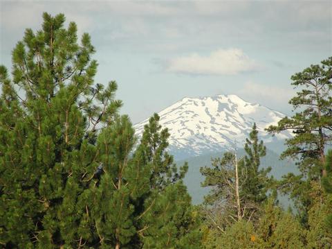 753 NW Stonepine Dr, Bend, OR 97701 photo 1