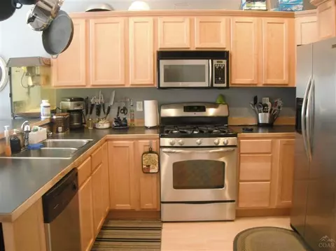 63286 Lavacrest St, Bend, OR 97701 photo 5