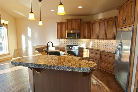 56540 Sunstone Loop, Bend, OR 97707 photo 3