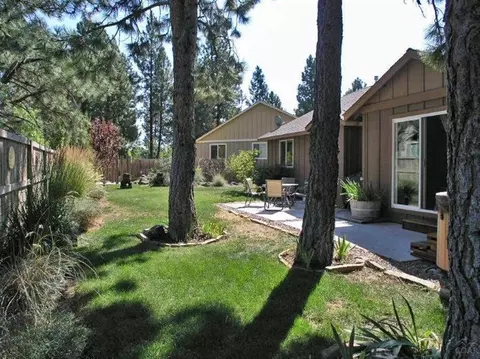 19525 SW Fishhawk Loop, Bend, OR 97702 photo 5