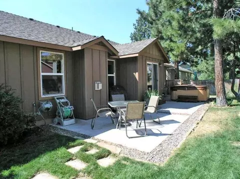 19525 SW Fishhawk Loop, Bend, OR 97702 photo 3