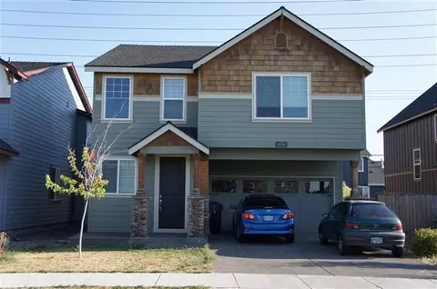 856 NE Locksley Dr, Bend, OR 97701 photo 1