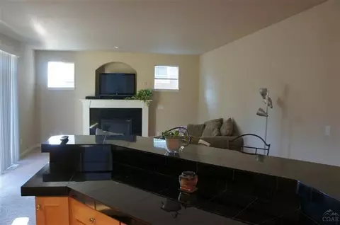 856 NE Locksley Dr, Bend, OR 97701 photo 4