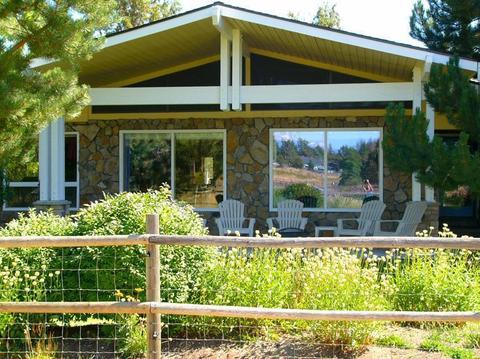 61862 Dobbin Rd, Bend, OR 97702 photo 2