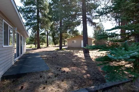 19554 Apache Rd, Bend, OR 97702 photo 5