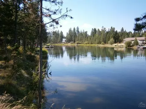 17115 Merganser Dr, Bend, OR 97707 photo 2