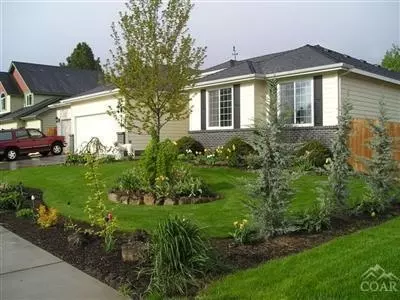 1041 SE Shadowood Dr, Bend, OR 97702 photo 1