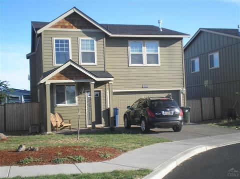 2914 NE Jackdaw Dr, Bend, OR 97701 photo 1