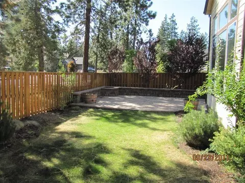 19765 Chicory Ave, Bend, OR 97702 photo 4