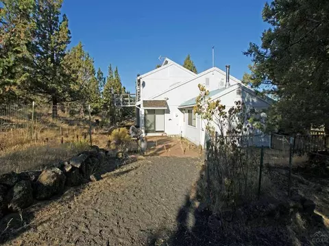 23175 Chisholm Trl, Bend, OR 97702 photo 17