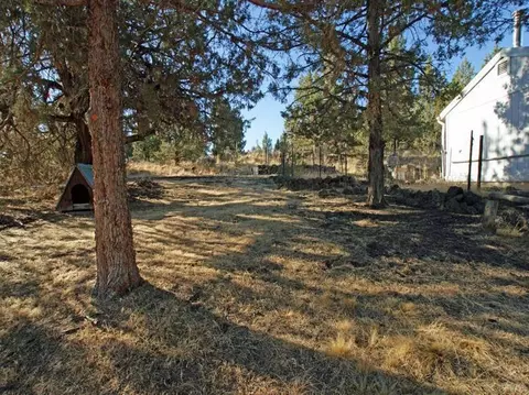 23175 Chisholm Trl, Bend, OR 97702 photo 16