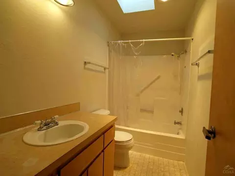 23175 Chisholm Trl, Bend, OR 97702 photo 8